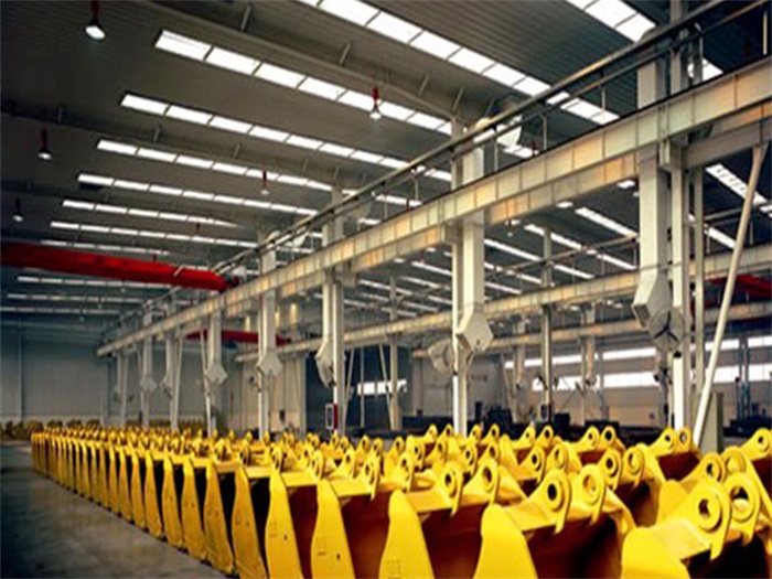 中山徐工集团挖掘机装配车间